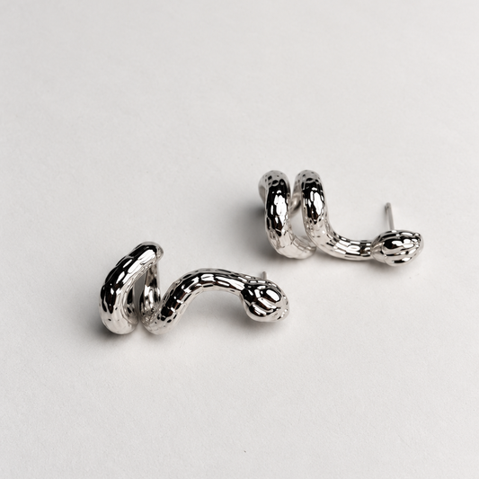 Brinco Serpente Ear Cuff Banhado em Ródio