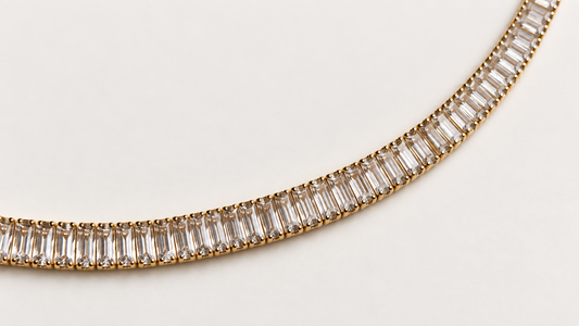 Choker Riviera Baguete Banhada em Ouro 18k