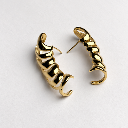 Brinco Ear Cuff Vazado Banhado em Ouro 18k