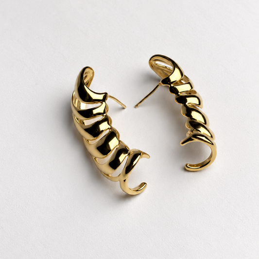 Brinco Ear Cuff Vazado Banhado em Ouro 18k