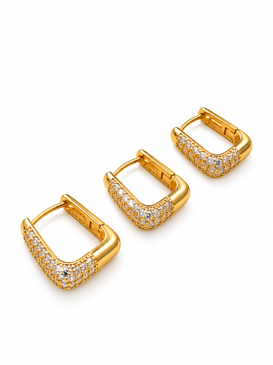 Brinco Argola Quadrada Cravejada em Zircônia Banhado em Ouro 18k
